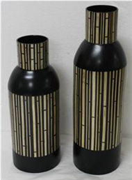 set of 2 vases with incrusted bamboo